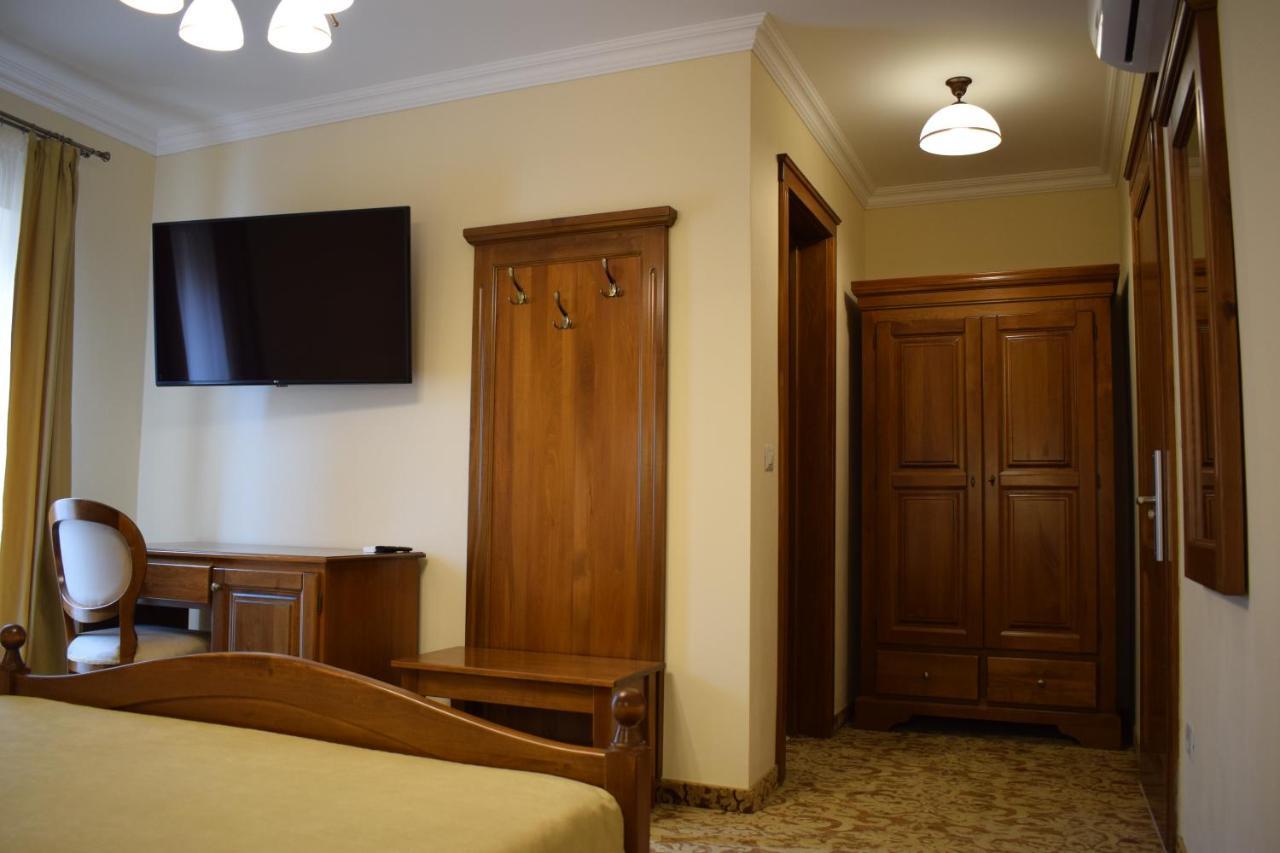 Vila Preciosa Hotell Alba Iulia Exteriör bild