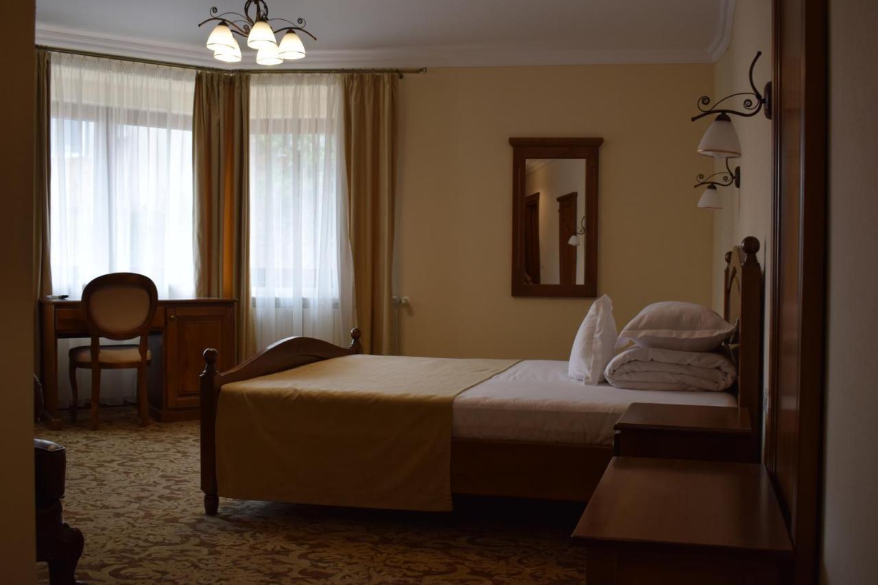 Vila Preciosa Hotell Alba Iulia Exteriör bild